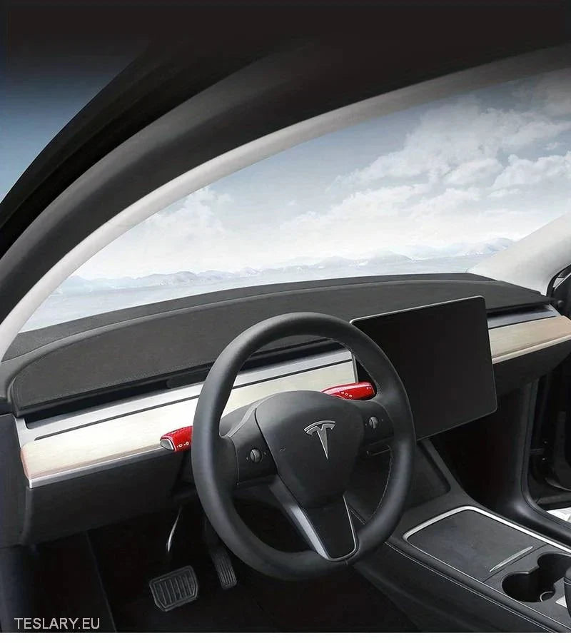 Tesla Model 3/Y Interior Dash Cover - Tesla Shop Europe - TESLARY.IE Ireland - France boutique- Deutschland Geschäft- España comercio - Nederland winkel- TESLARY.IE